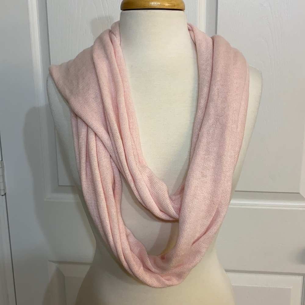 BUNDLE Scarfs, infinity scarfs, and wraps (11 PCs)